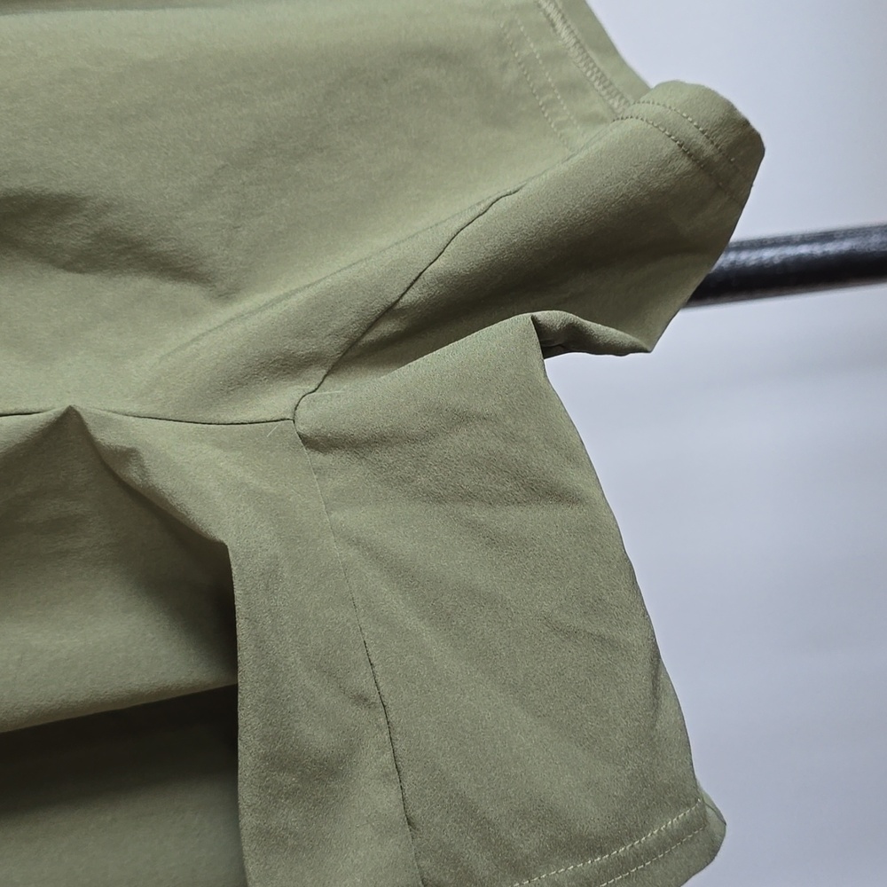 Gymshark Men's Green Athletic Shorts - Picture 2 of 4